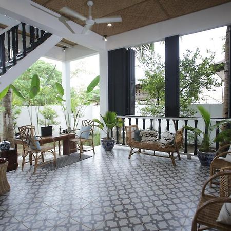 The Colonial Hotel Puerto Princesa Bagian luar foto